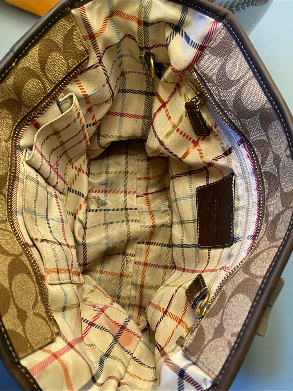 Vintage Coach Chelsea Jacquard Heritage Stripe Tote - Picture 9 of 11